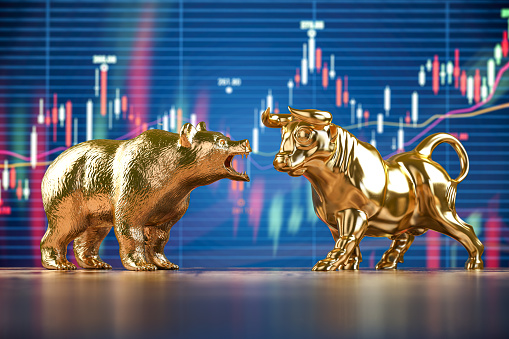 A Closer Look at the Gold Price Outlook: XAU/USD Ends the Week Strong at $1,920, Surpassing the 200-day SMA