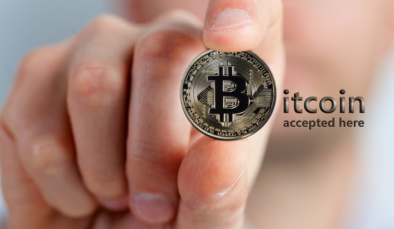 US Dollar Dominance Will Die From Super Hyper Bitcoinization, Says El Salvador Advisor