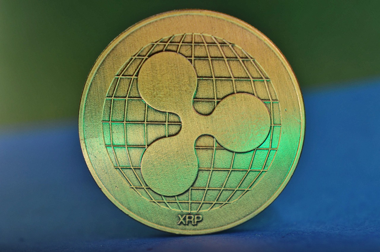 Elon Musk Faces Criticism Over the Suspension of an XRP-Related Account on X