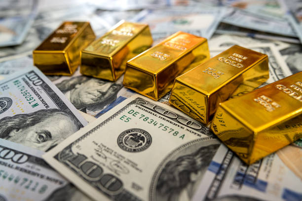 The Gold market found support around $1,979, effectively halting the pronounced bearish movement initiated from the $2,029 price level.