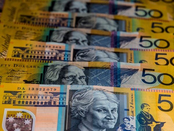 Australian Dollar: Weekly Winner Despite Friday's Slide