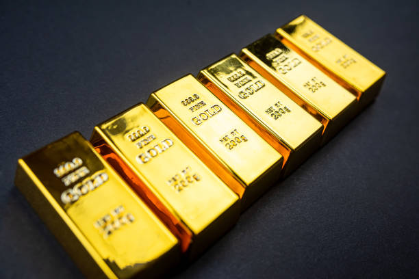 Gold Surges on Weak US Jobs Data