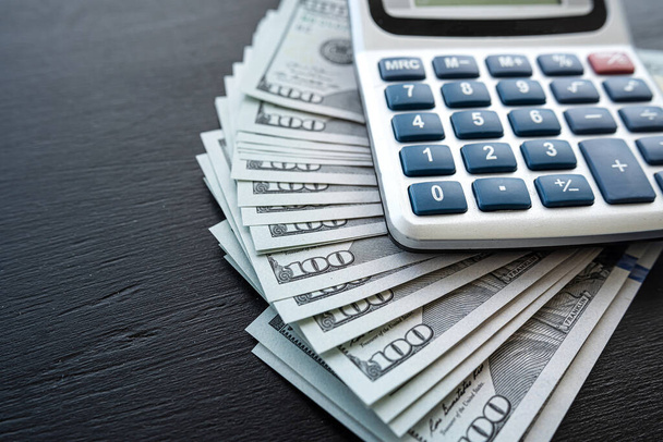 U.S. Retail Sales Decline Sharply in January, Pressuring the Dollar