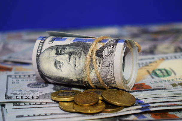 USD Weakness Persists: ING Warns of Fragile Dollar