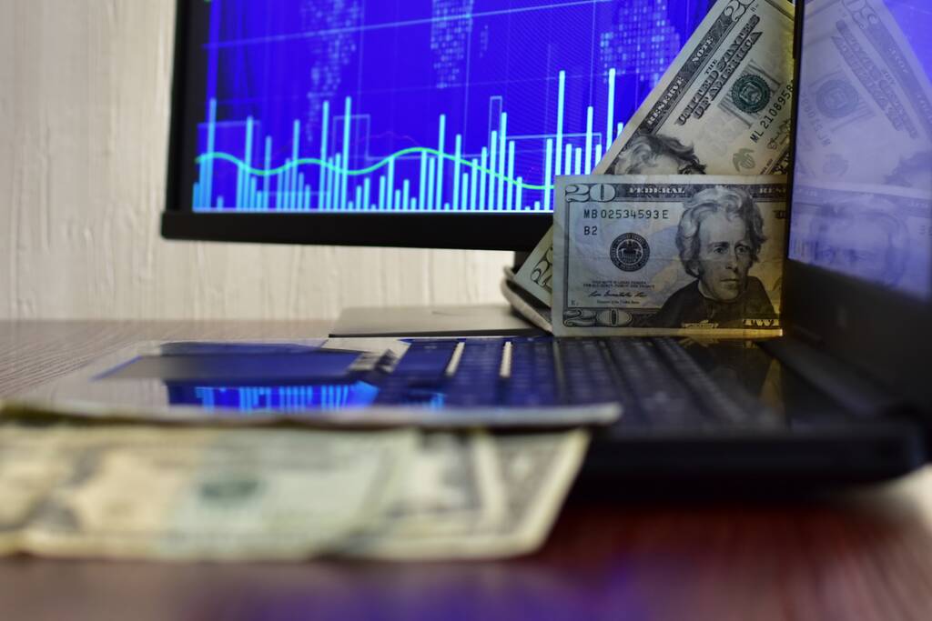 US yields slide as Trump tariff threats rattle markets, fuel ‘Sell America’ trend